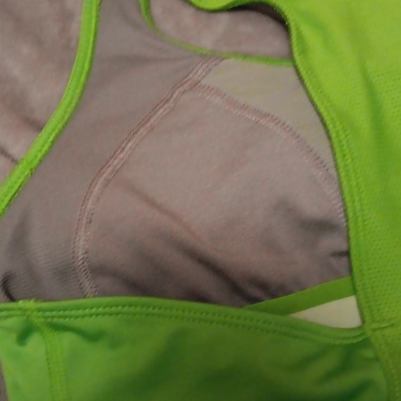 Nike Tank Top - Picture 9 of 13